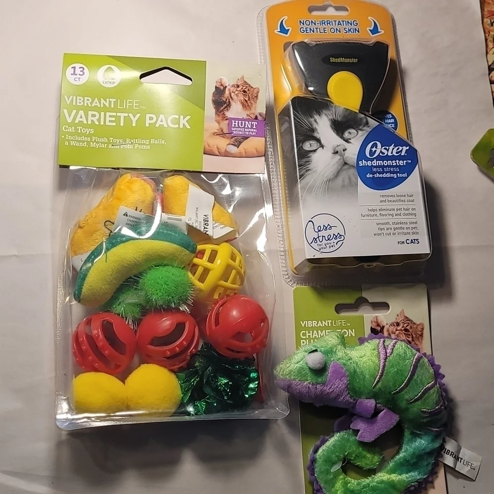 Cat 3 piece Bundle NWT